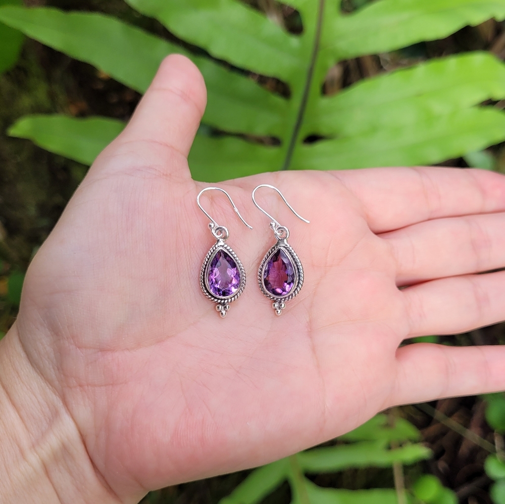 Shivam Amethyst💜 Teardrop💧Earrings - Picture 13 of 14